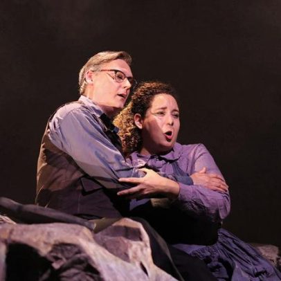 Brasília sedia a 1ª encenação mundial da ópera Por Quem os Sinos Dobram