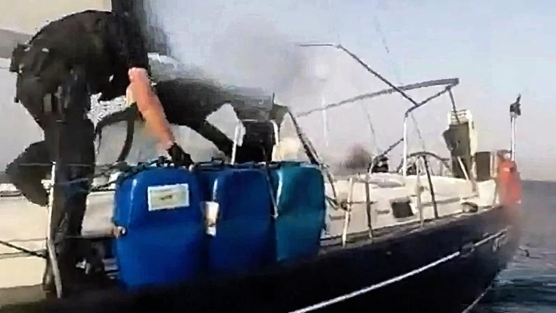 Espanha prende 2 brasileiros com meia tonelada de cocaína em veleiro