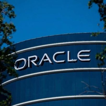 Oracle admite IA que substituiu funcionários e cortou 21 mil empregos em um ano