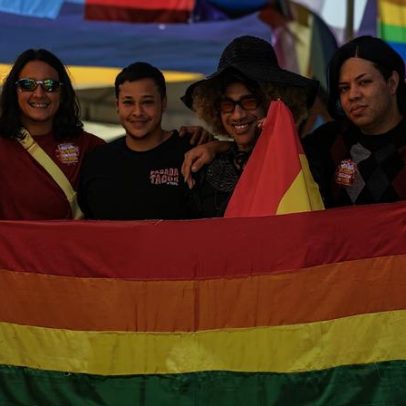 Pessoas trans celebram projeto de inclusão no futebol