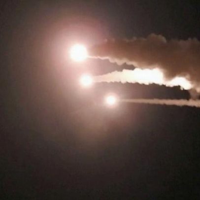 Irã divulga imagens de mísseis lançados contra Israel