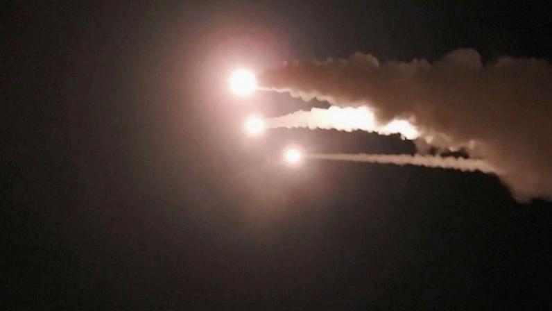 Missiles being fired at Israel by Iran