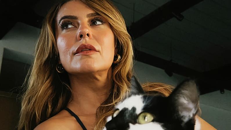 Paolla Oliveira curtiu momentos de descanso fora do país