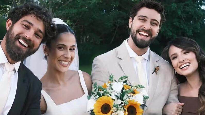 André Luiz Frambach e Larissa Manoela no casamento de Eike Duarte e Natália Vivacqua — Foto: Reprodução/ Instagram @larissamanoela