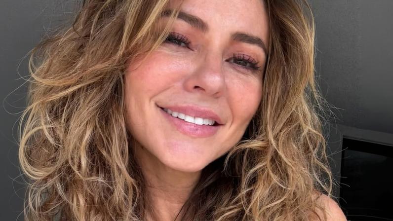 Solteira, Paolla Oliveira reflete sobre relacionamentos no Dia dos Namorados