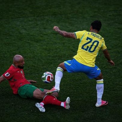 Quase virada: Paquetá tenta voleio e goleiro de Marrocos defende