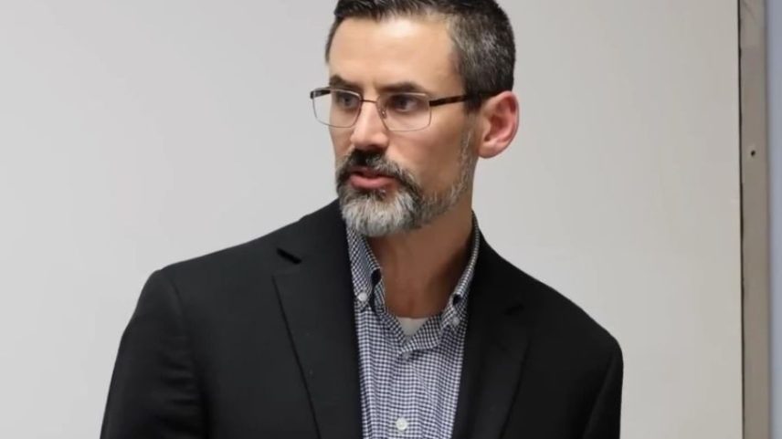 Pastor Zachary Garris