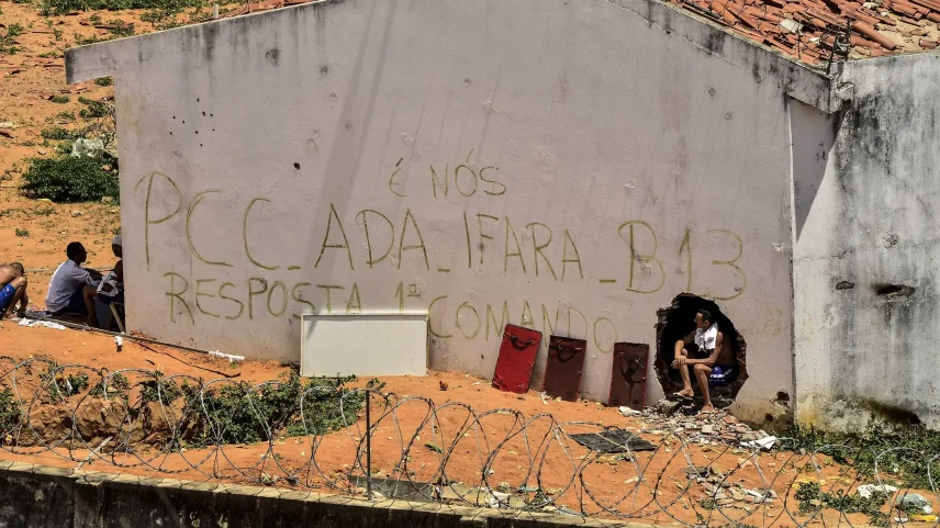 Faccionados do PCC durante rebelião em penitenciária do Rio Grande do Norte, em 2017. (Foto: Ney Douglas/EFE)