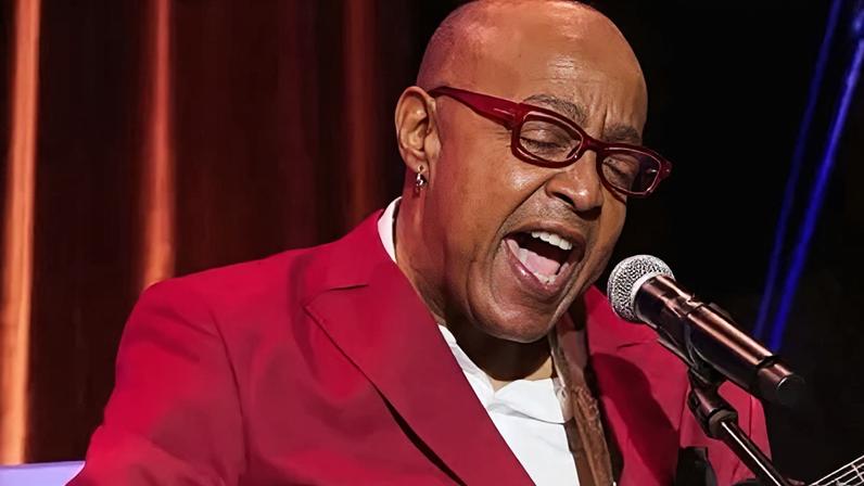 Peabo Bryson participou de trilhas sonoras icônicas da Disney