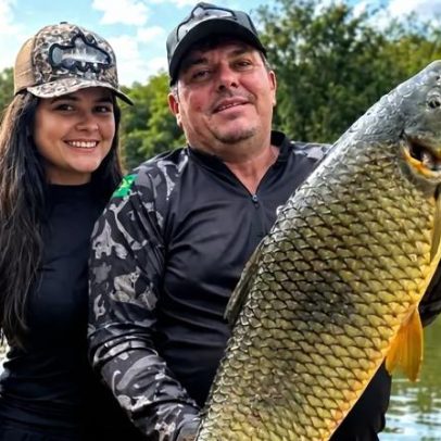 Pescadores de Maringá capturam piauçu gigante no rio do Paraná