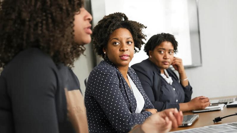 Mulheres pretas no mercado de trabalho. Foto: Noticia Preta./Pexels