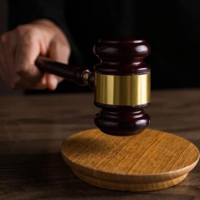 Participação de ex-juiz põe em xeque leilão de internet móvel