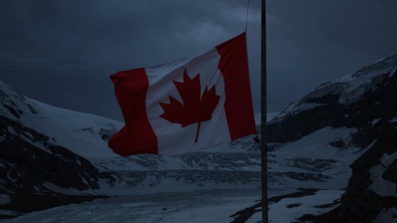 Bandeira Canadá | Reprodução