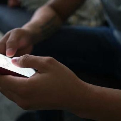 Governo planeja enviar alertas a celulares roubados, afirma Lula