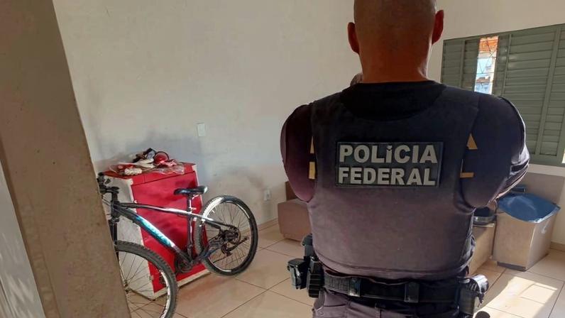 PF prende suspeito por armazenamento de conteúdo de exploração sexual infantojuvenil em Buritizeiro