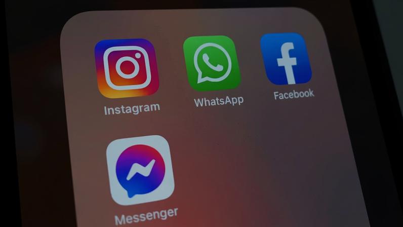Facebook apps.