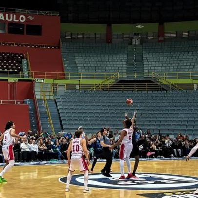 Pinheiros vence Franca com emoção e evita varrida na final do NBB