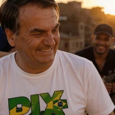 Flávio lança jingle com funk e afirma que Pix é do Bolsonaro