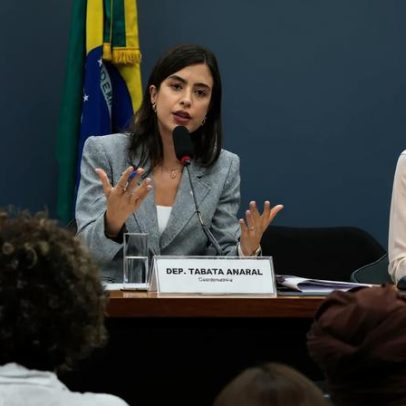 Tabata Amaral propõe exceção religiosa ao PL que trata de misoginia