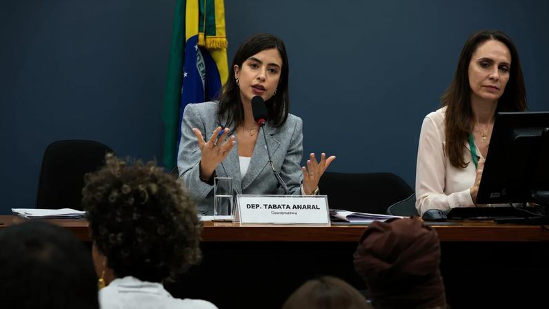 Tabata Amaral propõe exceção religiosa para PL da Misoginia