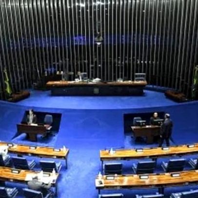 Alcolumbre convoca reunião para definir tramitação da PEC da 6x1