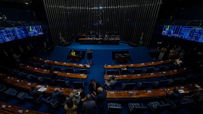 imagem colorida mostra plenário do senado federal - metrópoles