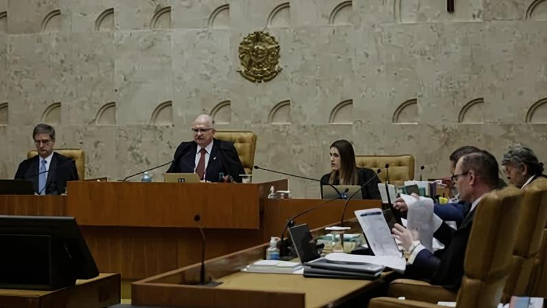 Sessão plenária do STF