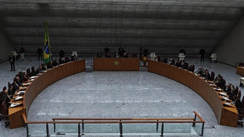Na imagem, sessão do pleno do STJ