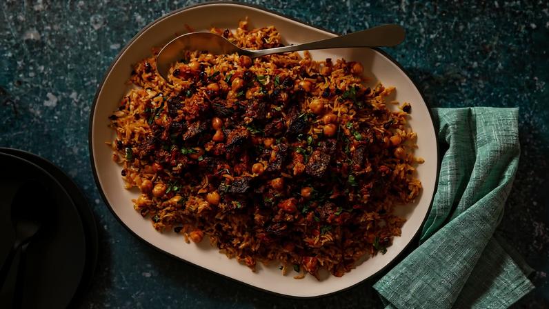 Beef Plov com Grão-de-Bico: prato tradicional
