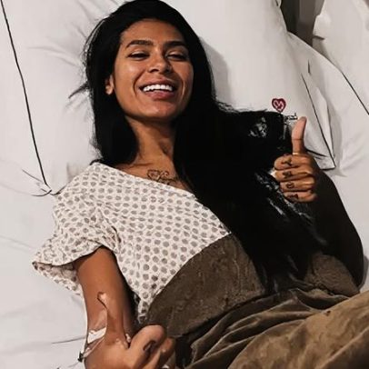 Pocah passa por cirurgia de emergência e relata dor intensa