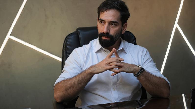 Na imagem, Lucas Fernandes, em entrevista ao PodSonhar, do Poder360