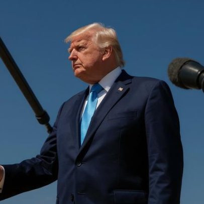 Administração Trump em disputa interna sobre regulação de IA