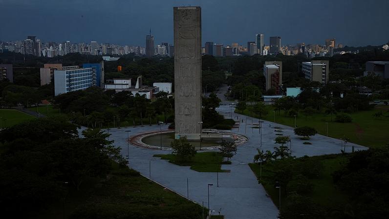 Na imagem, a praça do Relógio, no campus da USP na zona oeste de São Paulo