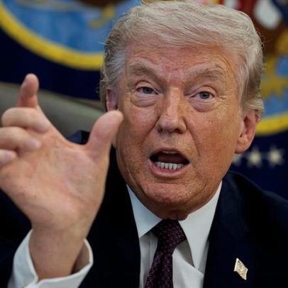 Trump vai erguer troféu com campeões na Copa, diz jornal