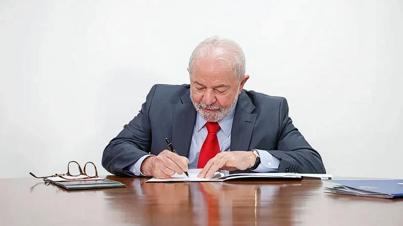 Governo bloqueia R$ 8,3 bilhões de investimento em infraestrutura