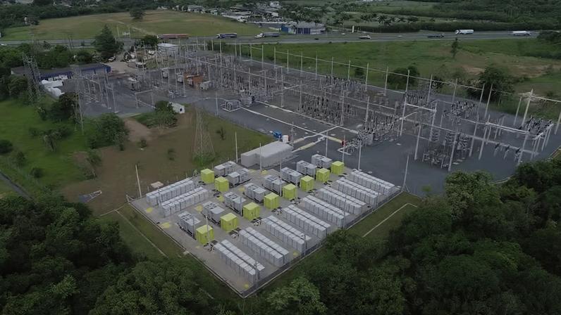 Primeiro projeto de armazenamento de energia em baterias em larga escala, em Registro (SP) — Foto: Divulgação