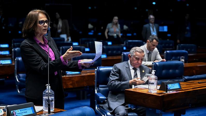 Bancada: senadora Damares Alves (Republicanos-DF) em pronunciamento; senador Izalci Lucas (PL-DF); senador Cleitinho (Republicanos-MG).