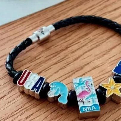 Pulseira que virou febre na Copa do Mundo ganha popularidade entre torcedores