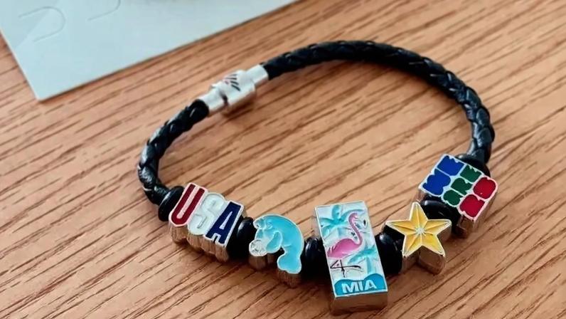 Pulseira da Copa tomou as redes sociais nos Estados Unidos