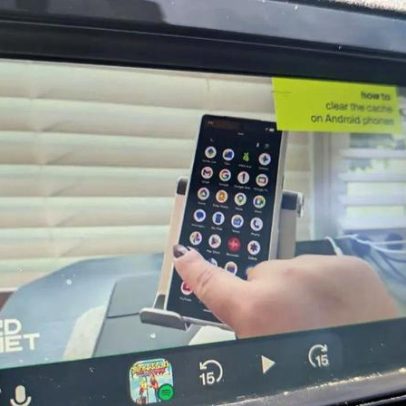 Testei 3 apps não oficiais do Android Auto para melhorar a tela do carro