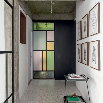 18 ideias simples para decorar as paredes do corredor com impacto