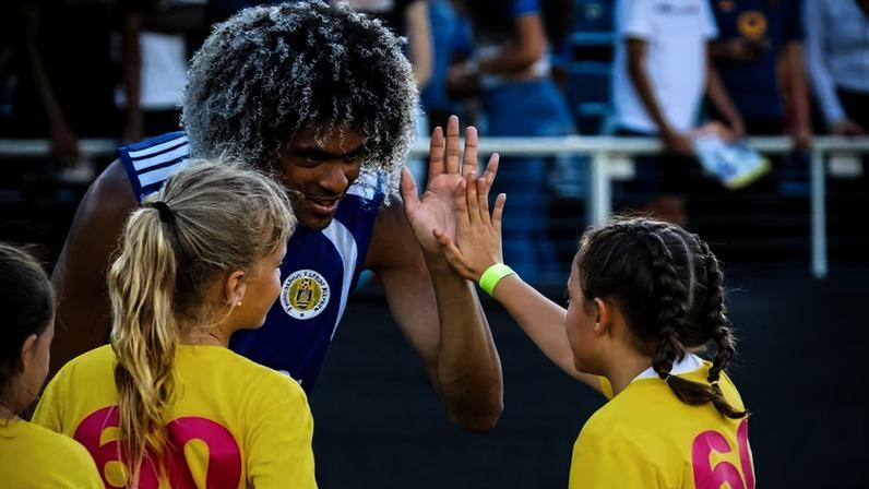 Tahiti Chong é o único jogador nascido em curaçao na Copa do Mundo (Foto: Reprodução / Instagram)