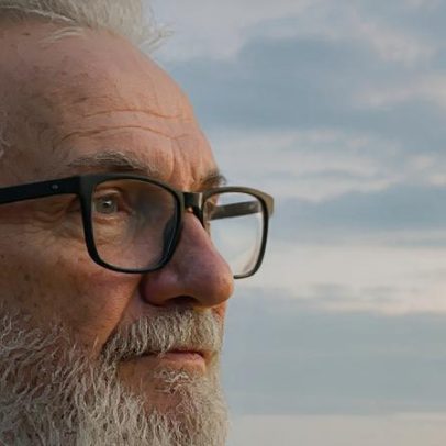 Morre o escritor Raimundo Carrero, aos 78, vencedor do Prêmio Jabuti