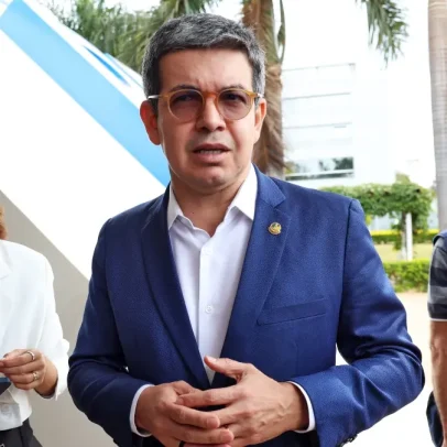 Randolfe cancela pré-candidatura após suspeita de campanha antecipada