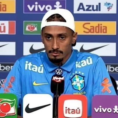 Raphinha encara desafio de conquistar mais apoio no Brasil do que na Europa