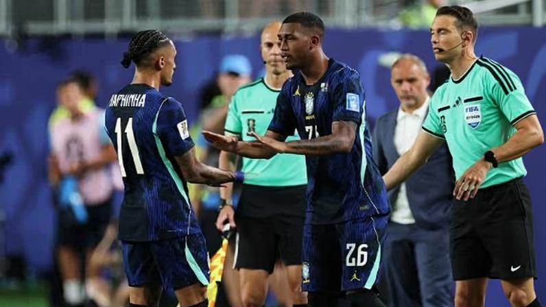 Raphinha é substituído por Rayan contra Haiti na Copa do Mundo