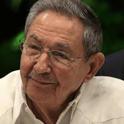 Cuba aprova abertura econômica para conter crise