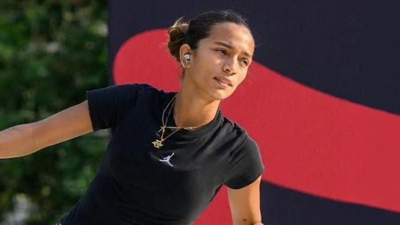 Rayssa ficou na quinta colocação na final feminina na etapa de Roma da Copa do Mundo de skate street