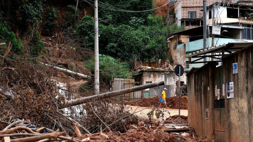 Juiz de Fora (MG), 19/03/2026 - Bairro Três Moinhos, um dos mais afetados pelas fortes chuvas. Um mês depois dos deslizamentos e alagamentos que causaram a morte de mais de 70 pessoas em Juiz de Fora, além de deixar milhares de pessoas desabrigadas. Foto: Tânia Rêgo/Agência Brasil