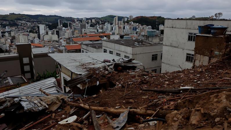 Juiz de Fora (MG), 19/03/2026 - Bairro Paineiras, localizado próximo ao Morro do Cristo, um dos lugares mais afetados na cidade. Um mês depois dos deslizamentos e alagamentos que causaram a morte de mais de 70 pessoas em Juiz de Fora, além de deixar milhares de pessoas desabrigadas. Foto: Tânia Rêgo/Agência Brasil
